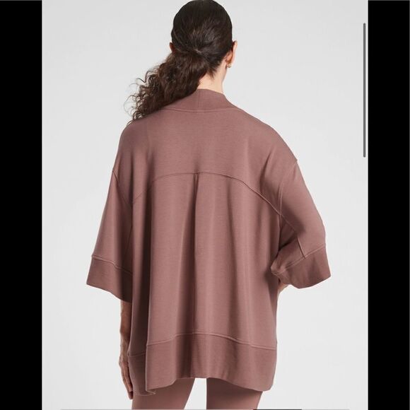 Athleta Lotus Wrap  - Picture 2 of 9